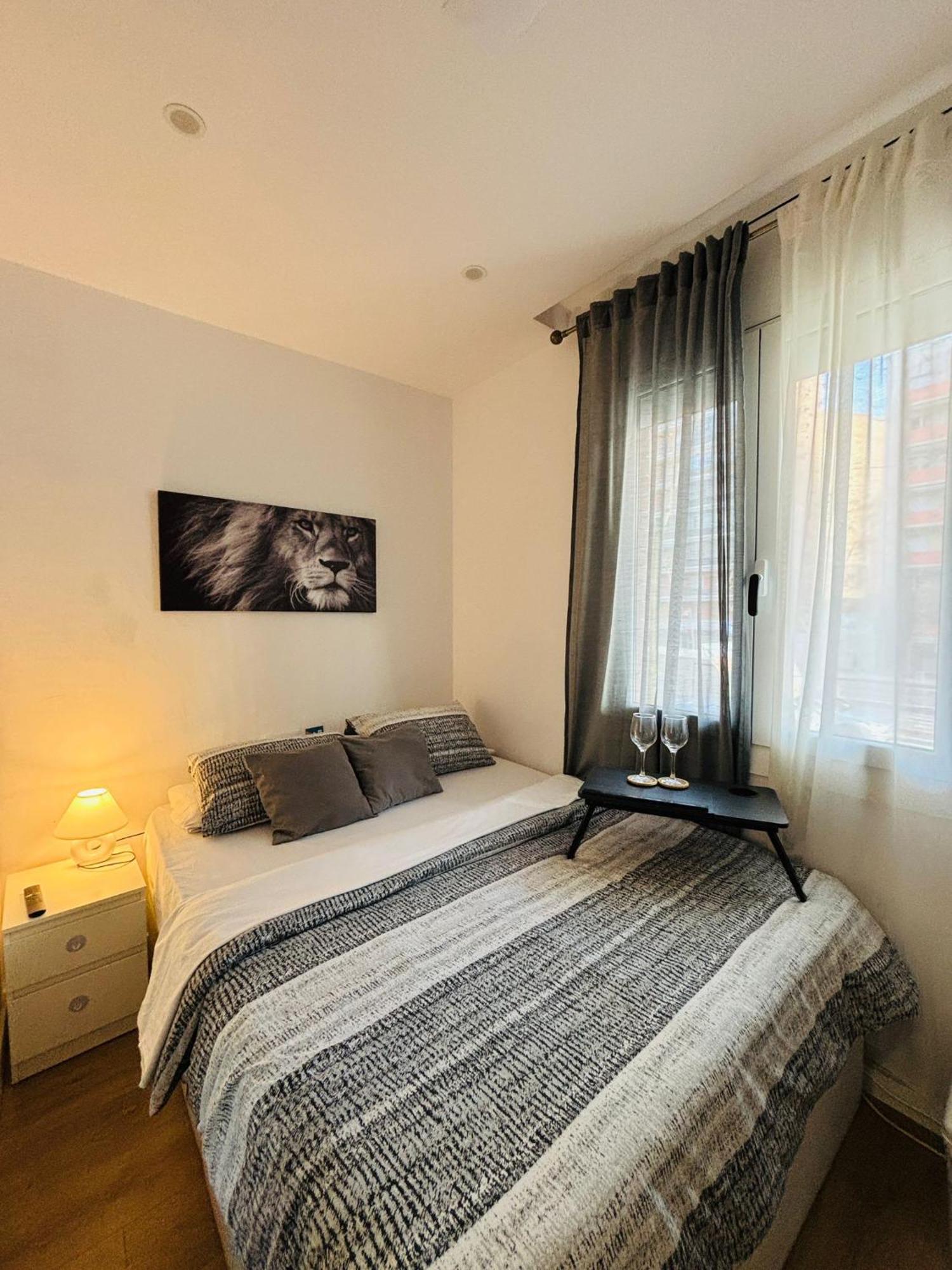Habitaciones En Барселона Екстер'єр фото